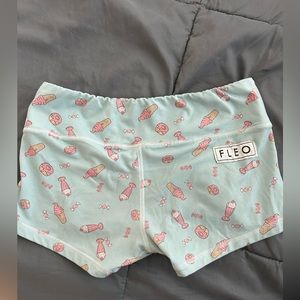 FLEO shorts